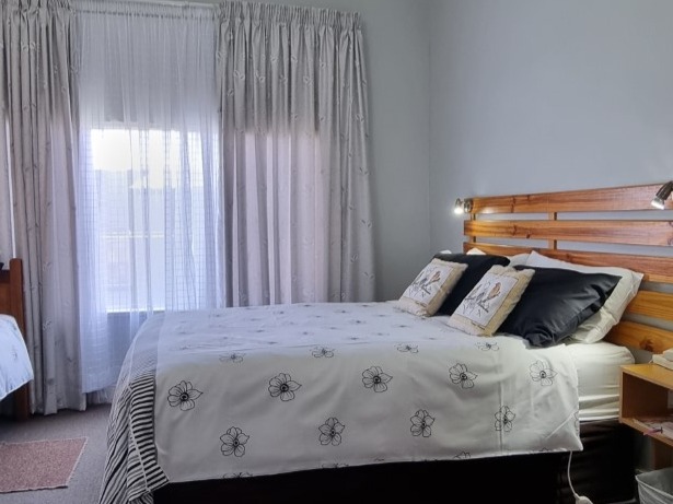 5 Bedroom Property for Sale in Parys Free State